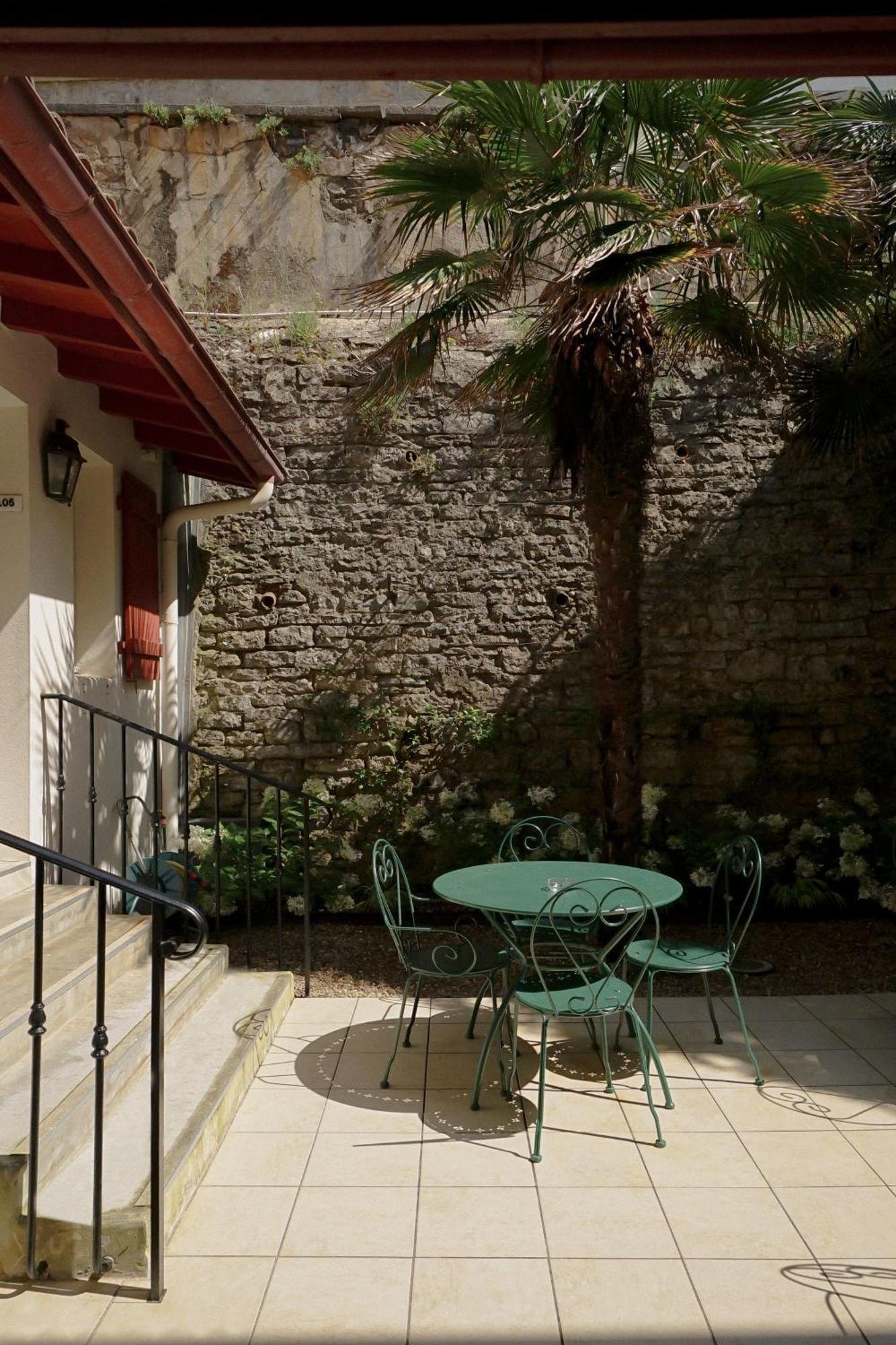 Alfred Hotels Port-Vieux Biarritz Exterior photo