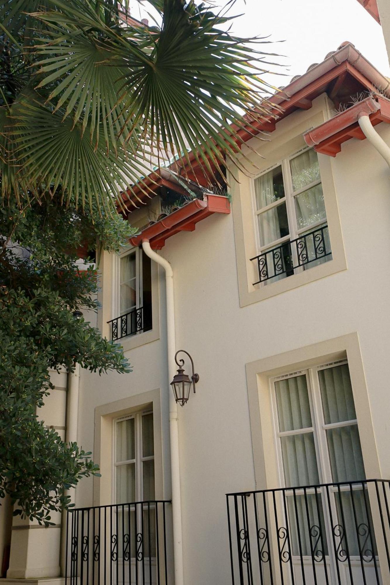 Alfred Hotels Port-Vieux Biarritz Exterior photo